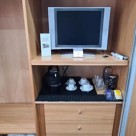 Next To The Airport Kwatera prywatna Moreira (Porto)