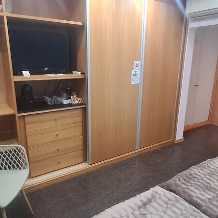 Next To The Airport Homestay Moreira (Porto)