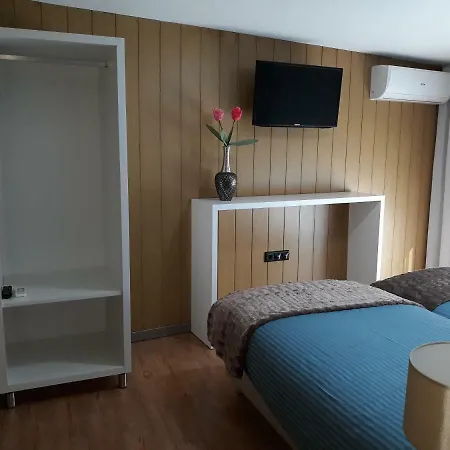 Next To The Airport Проживание в семье