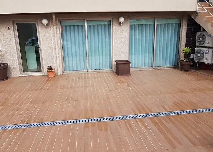 Next To The Airport * Moreira (Porto)